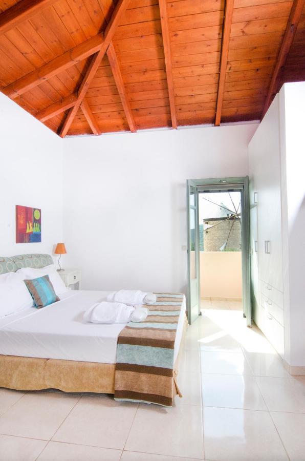 The Windmill Resort Mitáta Extérieur photo